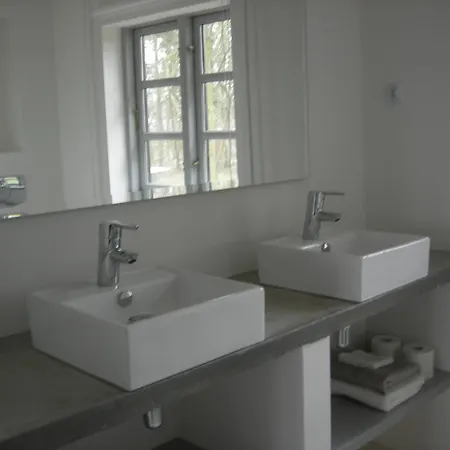 Bojden Bed & Breakfast לינה וארוחת בוקר *