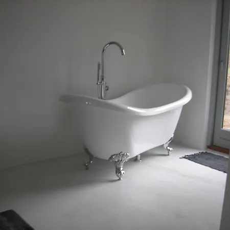 לינה וארוחת בוקר Bojden Bed & Breakfast *